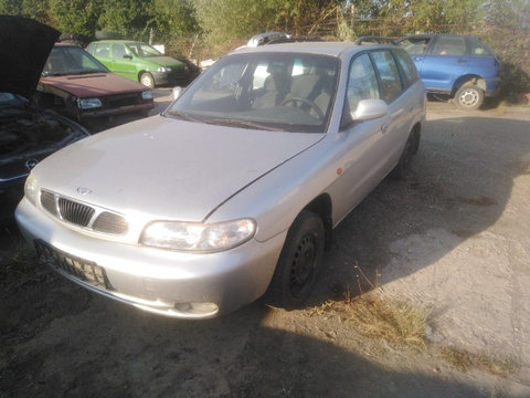 Bara fata Daewoo Nubira 1998 Combi 1.6 benzina