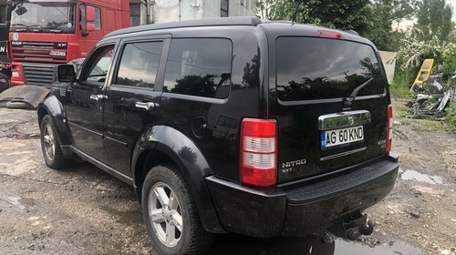 Bara fata Dodge Nitro 2008 SUV 2.8 CRD 1