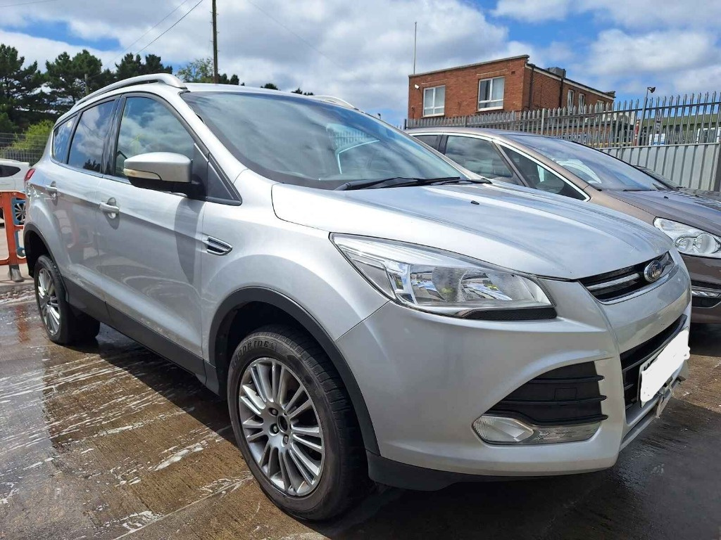 Bara fata Ford Kuga 2014 SUV 2.0 DOHC