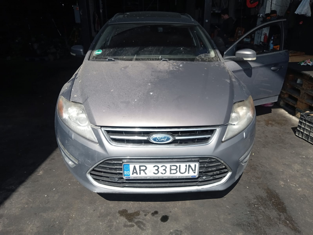 Bara fata Ford Mondeo MK4 [facelift] [20