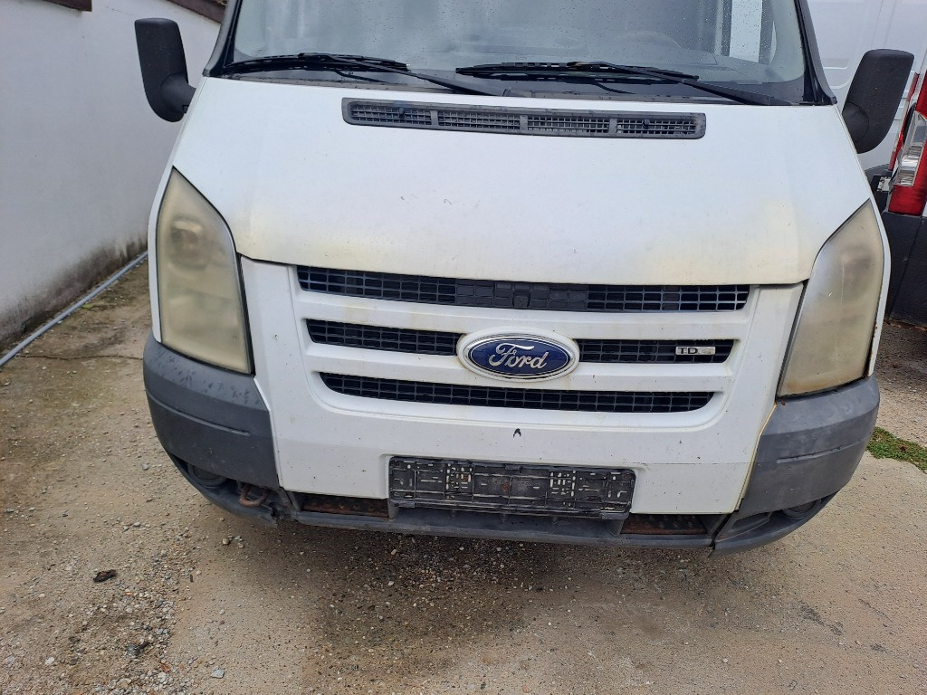 Bara fata Ford Transit 2008 duba 2,4 tdci