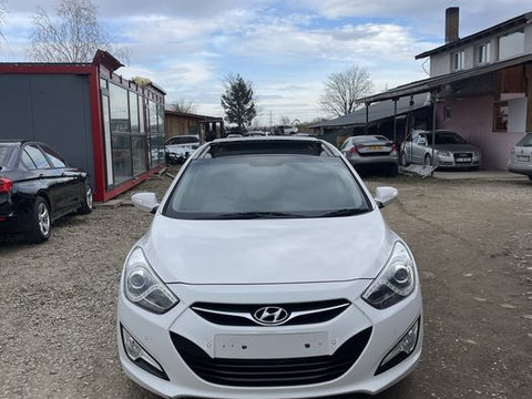 Bara fata hyundai i40