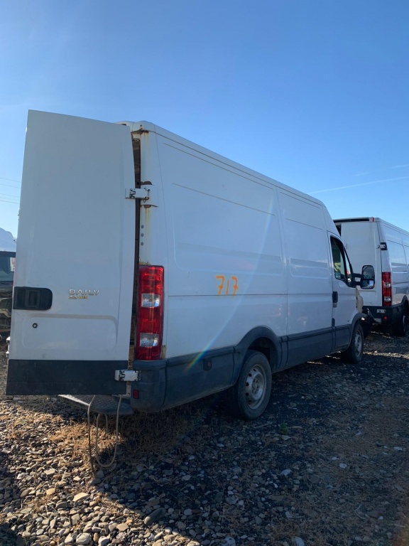 Bara fata Iveco Daily IV 2008 monovolum 