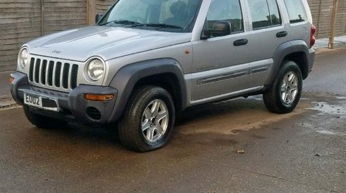 Bara fata Jeep Cherokee 2002 2,5 CRD 4X4