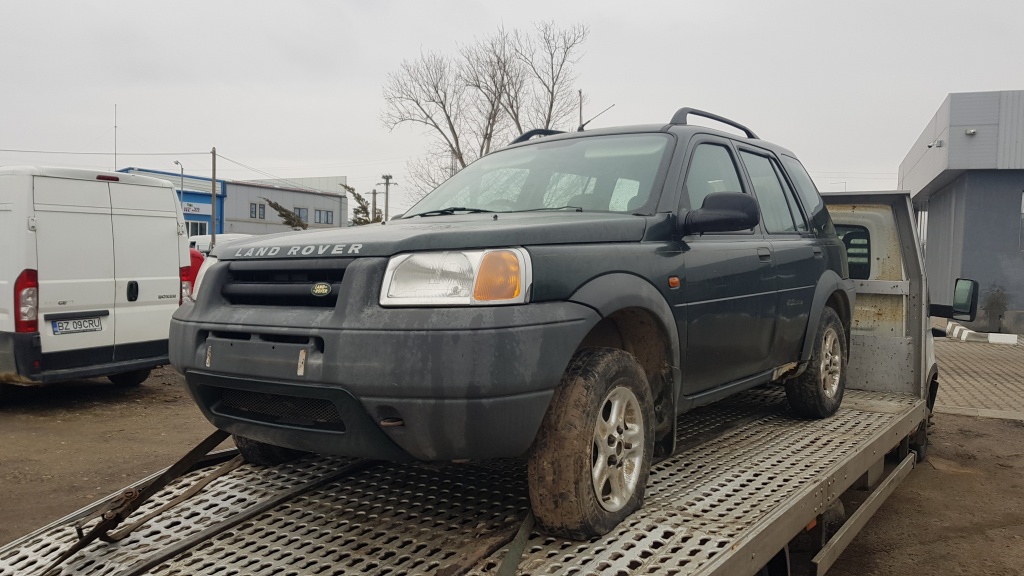 Bara fata Land Rover Freelander 2000 SUV