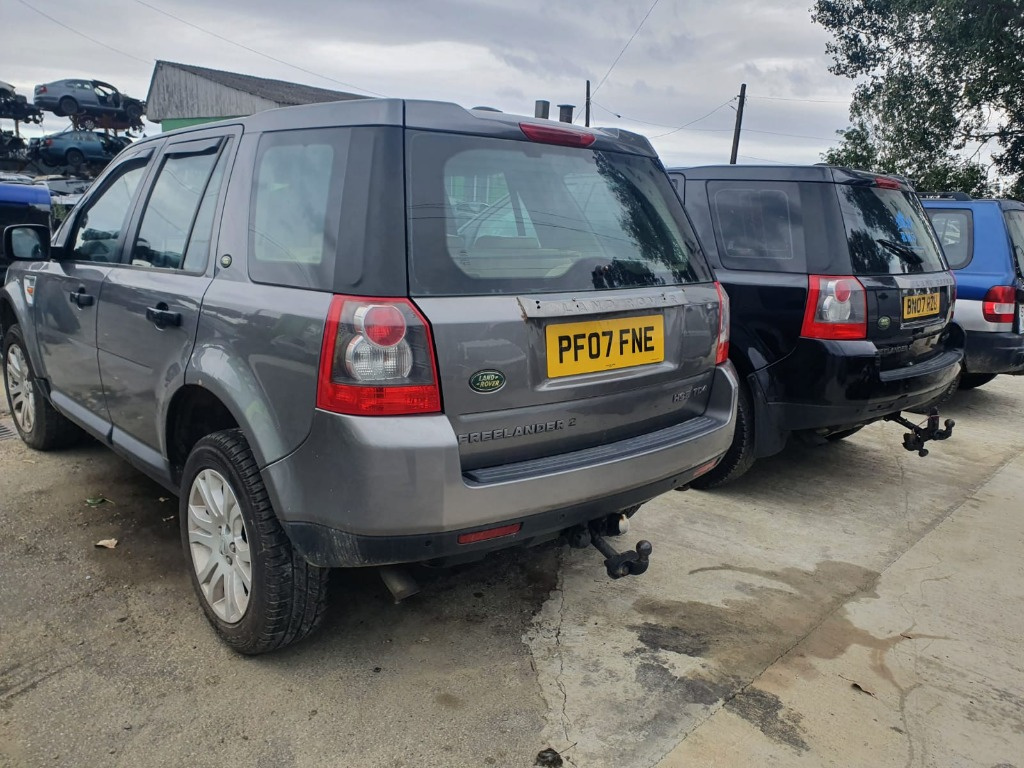 Bara fata Land Rover Freelander 2009 4x4