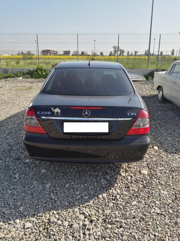 Bara fata Mercedes E-CLASS W211 2007 BERLINA 2.2 C