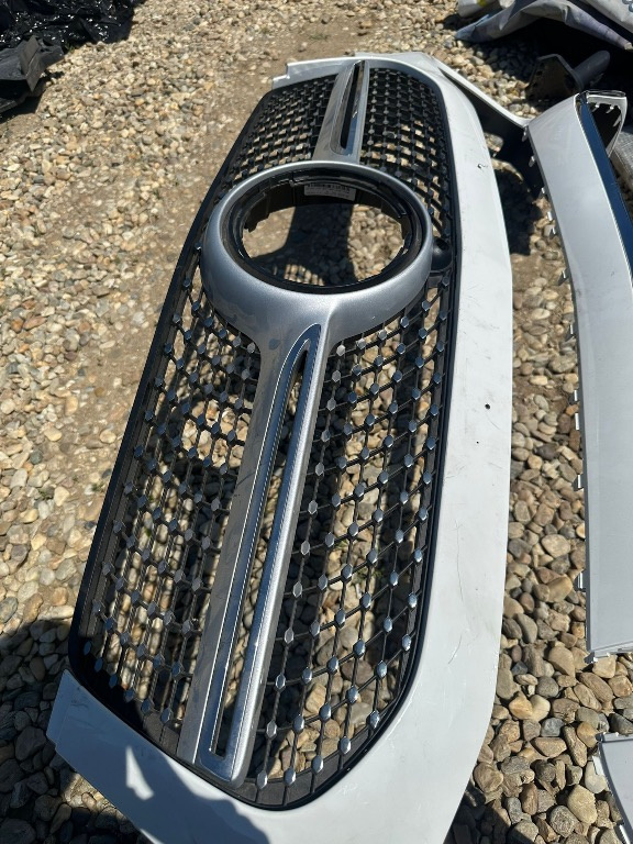 Bara fata Mercedes GLE W167 AMG + Grila 