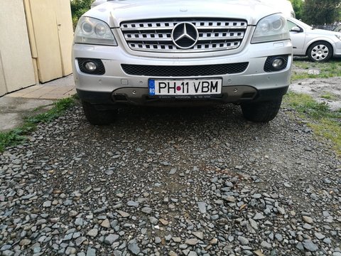 Bara fata Mercedes ML W164 an 2006