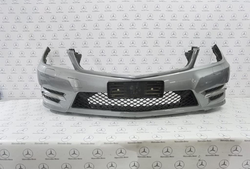 Bara fata mercedes w204 coupe facelift AMG