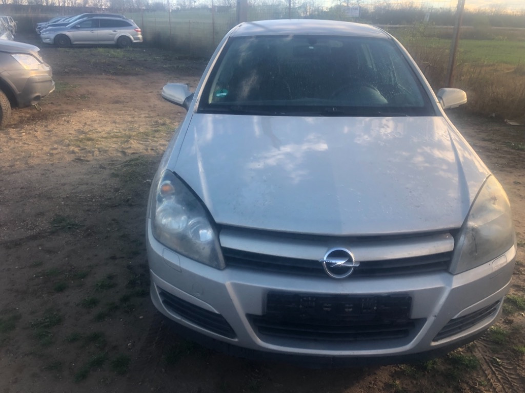 Bara fata Opel Astra H 2005 Hatchback 1.6