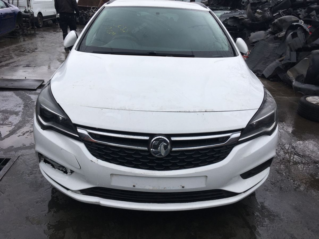 BARA FATA Opel Astra K Combi 1.6 Cdti - Euro 6 Cutie Manuala An 2018