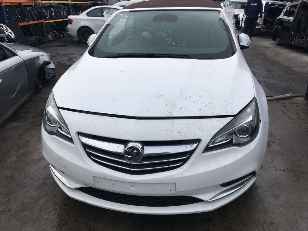 BARA FATA OPEL CASCADA CABRIO 2.0 d ;AN-2015; KM-140.000