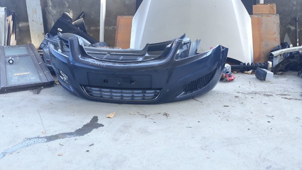 Bara fata opel zafira b an fabricatie 2008