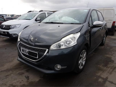 Bara fata Peugeot 208 2014 1.2 Benzina Cod motor: HMZ (EB2F) 82 CP