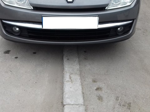 Bara Fata Renault Laguna 3 2.0 DCI M9R 2009