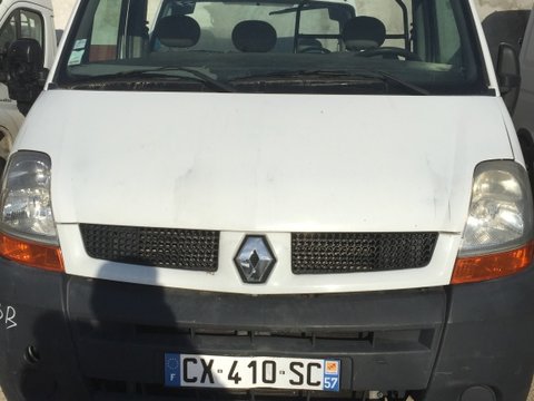 Bara fata Renault master