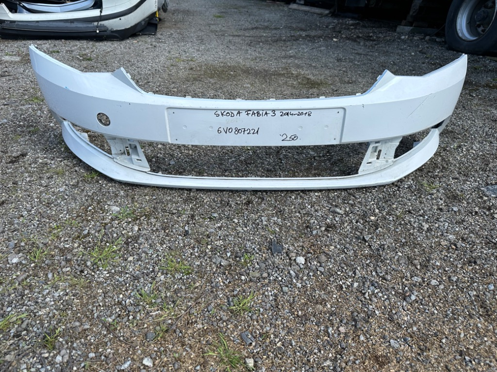 Bara fata SKODA FABIA 3 an 2014-2018 cod
