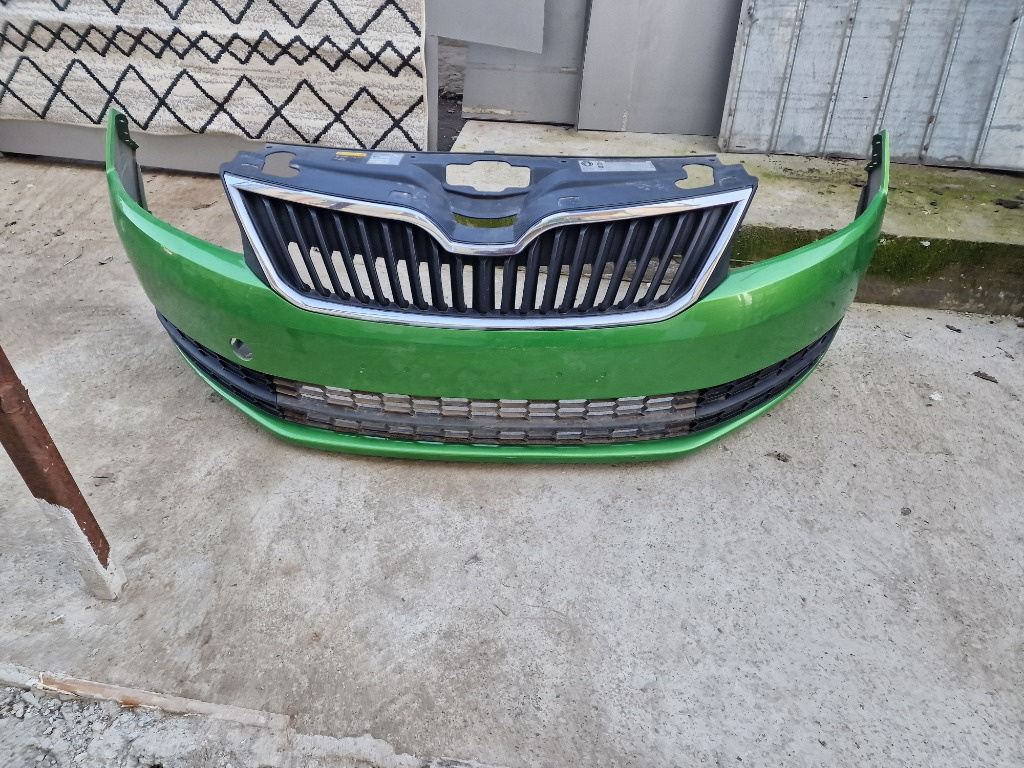 Bara fata skoda rapid 2013 2014 2015 2016 2017 201
