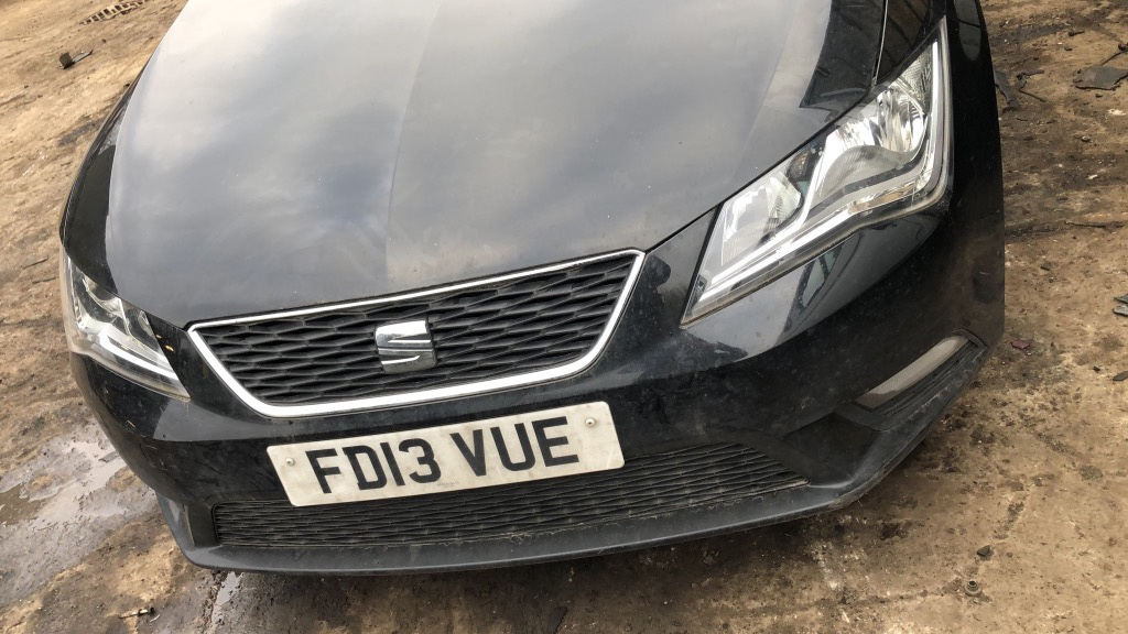 Bara fata spate Seat Leon 5F 2013 - 2017