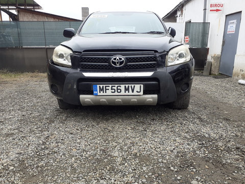 Bara fata Toyota RAV 4 III 2005 - 2009 Negru model fara spalatoare far CU DEFECTE