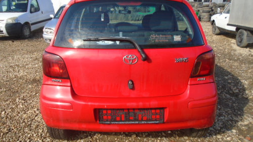 Bara fata Toyota Yaris 2004 Hatchback 1.