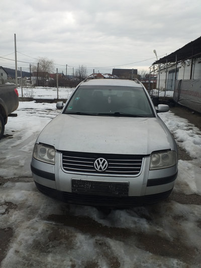 Bara fata Volkswagen Passat B5 2003 break combi 1.