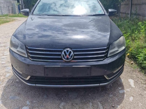 Bara fata Volkswagen Passat B7 2012 BERLINA 2.0