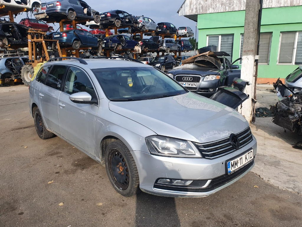 Bara fata Volkswagen Passat B7 2012 brea