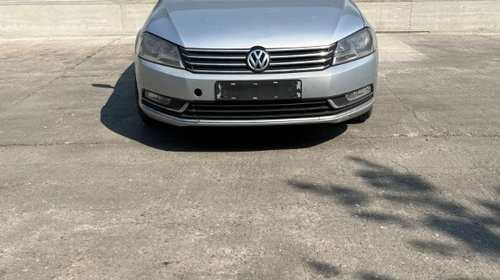 Bara fata Volkswagen Passat B7 2012 Seda