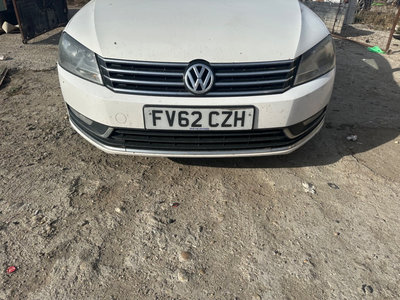 Bara fata Volkswagen Passat B7 berlina