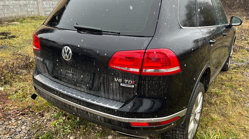Bara fata Volkswagen Touareg 7P 2015 Suv