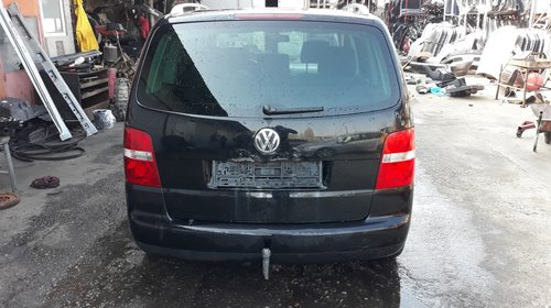 Bara fata Volkswagen Touran 2005 VAN 2.0