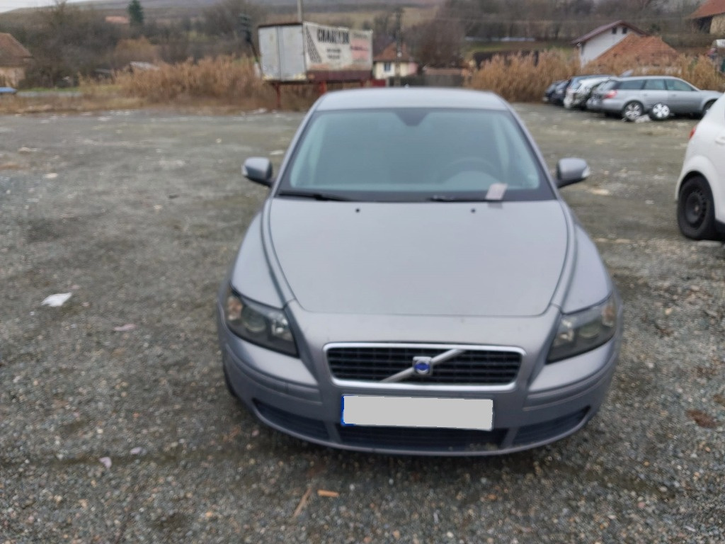 Bara fata Volvo S40 2007 1.6 Diesel Cod motor D416AT 110CP/81KW