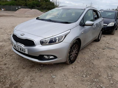 Bara longitudinala plafon dreapta Kia Ceed 2 [2012 - 2015] Hatchback 5-usi 1.4 CRDi MT (90 hp)