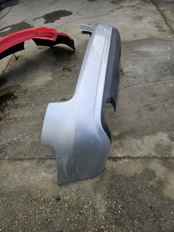 Bara spate Audi A4 B8 Avant din 2010