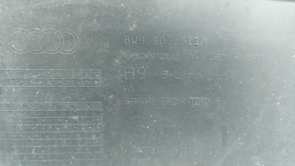 Bara Spate Audi A4 B9 S-Line Combi Cod 8