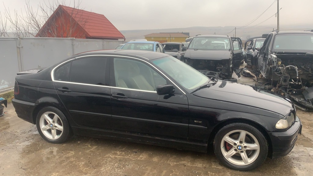 Bara spate BMW E46 2001 limuzina 2000 di