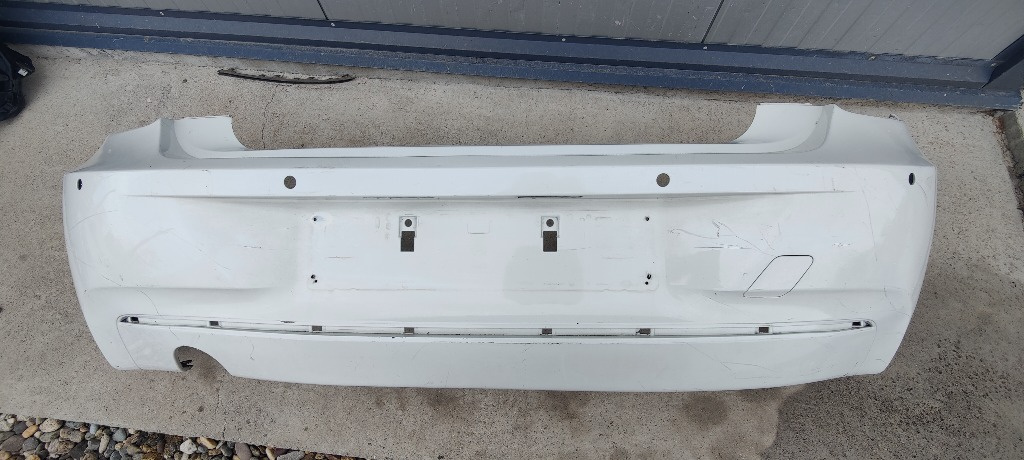 Bara spate BMW seria 1 f20 non facelift