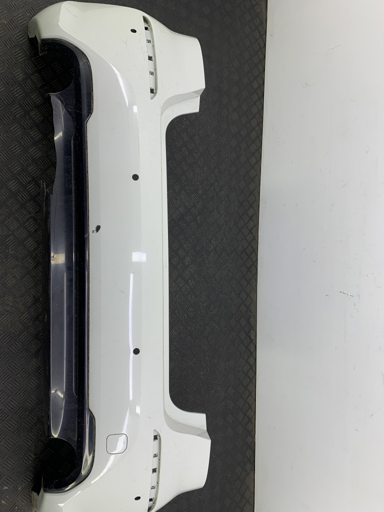 Bara spate BMW Seria 1 F40 2019-2022 DezP: 34574