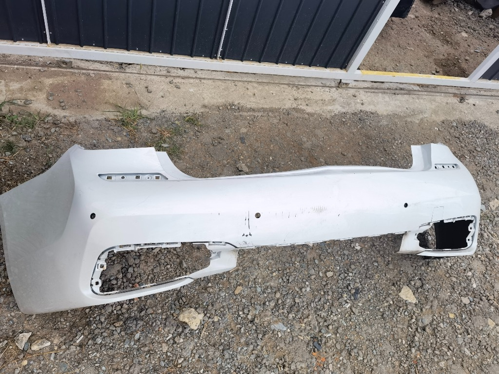 Bara spate BMW Seria 7 G11 G12 alba mode