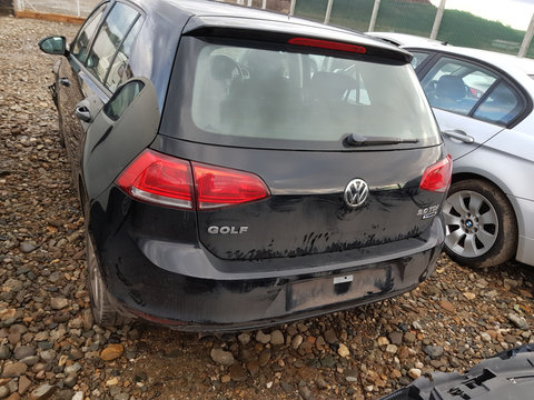 Bara spate cu senzori de parcare Vw Golf 7 model 2015