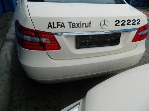 Bara spate cu senzori Mercedes E-CLASS W212 model 2012