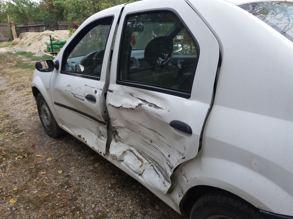 Bara spate Dacia Logan 2006 berlina 1.5 