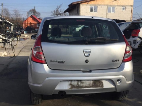 Bara spate Dacia Sandero