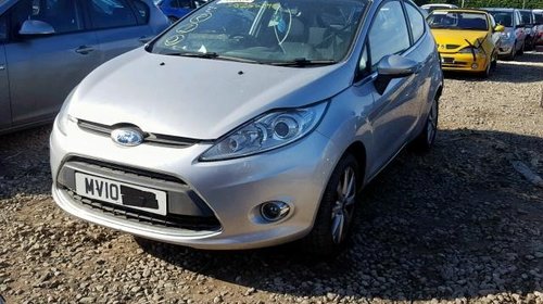 Bara spate Ford Fiesta Mk6 2010 Coupe 1.