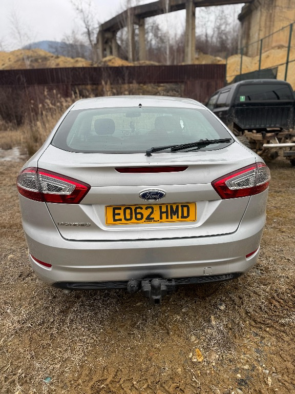 Bara spate Ford Mondeo