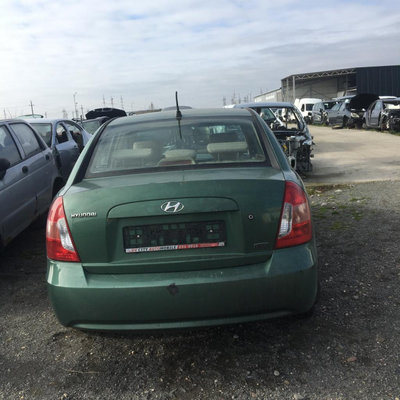 Bara Spate Hyundai Accent 2007 Berlina