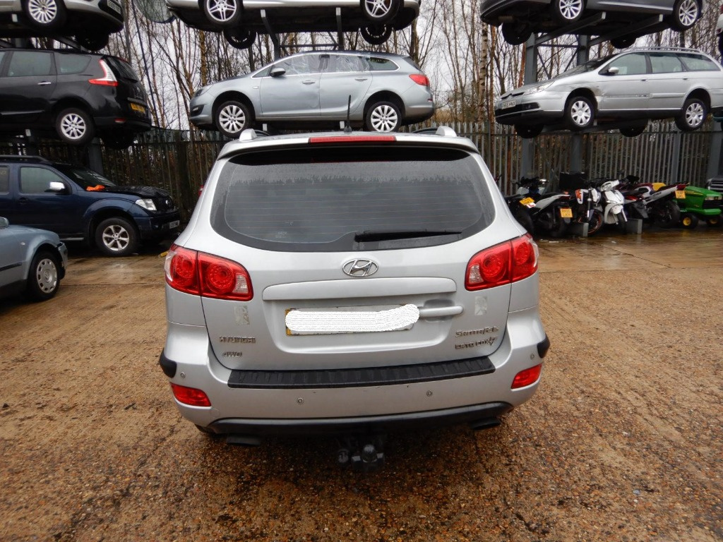 Bara spate Hyundai Santa Fe 2006 SUV 2200 SOHC - T