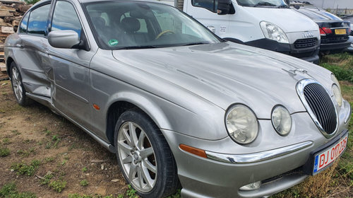 Bara spate Jaguar S-Type 2000 Sedan 4.0 